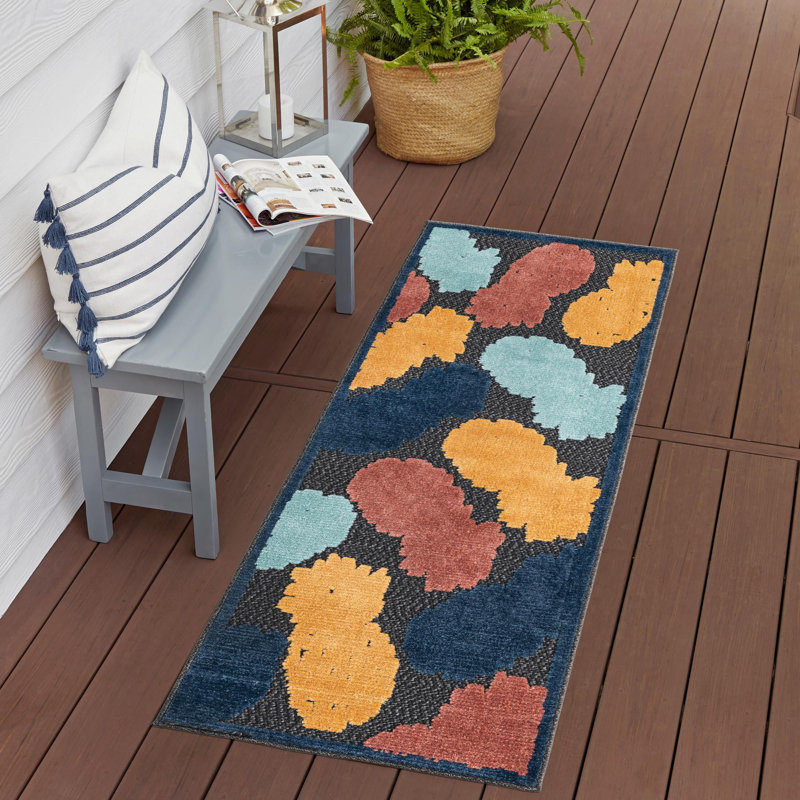 Medfield Indoor/Outdoor Rug Black, Runner 2' x 8'