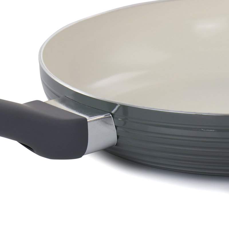 Poêle à frire antiadhésive en aluminium 10 po Oster Ridge