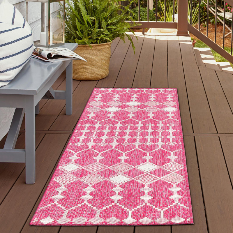 Magenta Traliccio Indoor/Outdoor Trellis Rug, Runner 2' x 7'10"