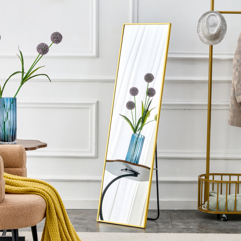 Miroir Quinnisha, H 59 po x l 15,7 po, Bois massif, Doré