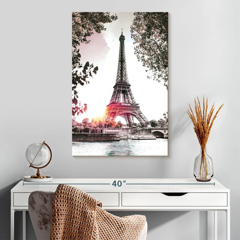 Aime Eiffel Tower Sun Pop, 30" H x 20" W