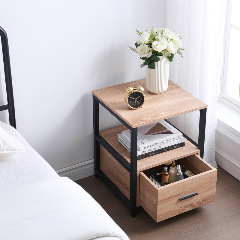 Kempst 15.7'' W Nightstand, Oak