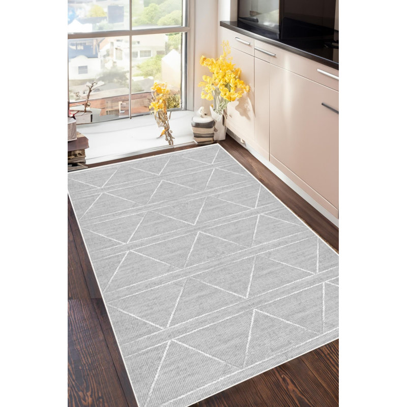 Derak Geometric Indoor / Outdoor Rug, Runner 3'11" x 9'10"