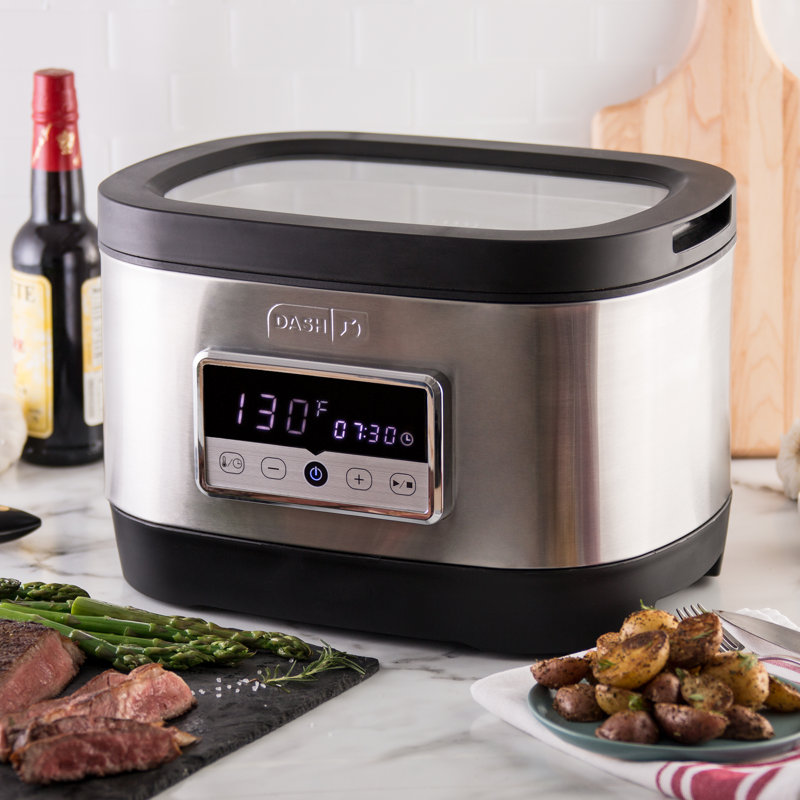 Cuiseur sous vide de 8 pte DASH