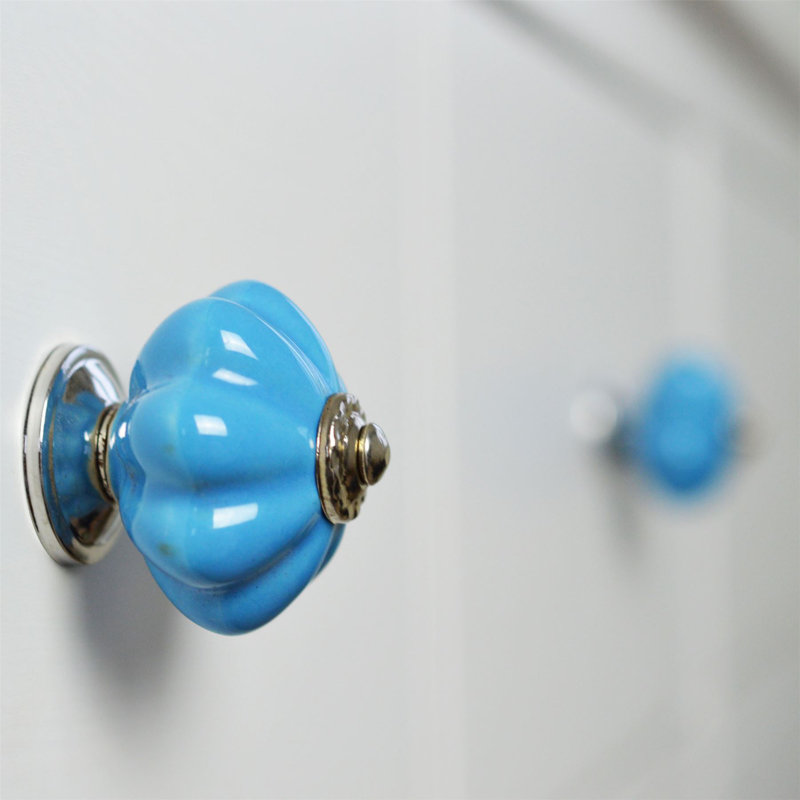 Nicola Spring - Floral Ceramic Cabinet Knobs, Blue