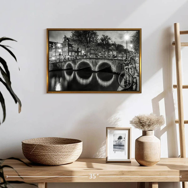 Vue moderne Amsterdam, 19 po x 13 po, Cadre flottant doré