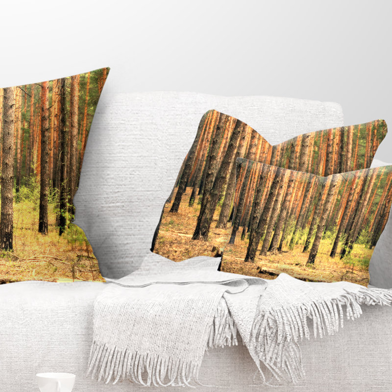 Magnifique forêt de pins au coucher du soleil - coussin décoratif imprimé forêt, 12 po x 20 po, Rectangle