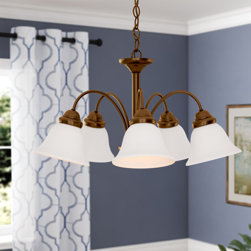 Lustre classique / traditionnel à 5 lumières Wynberg