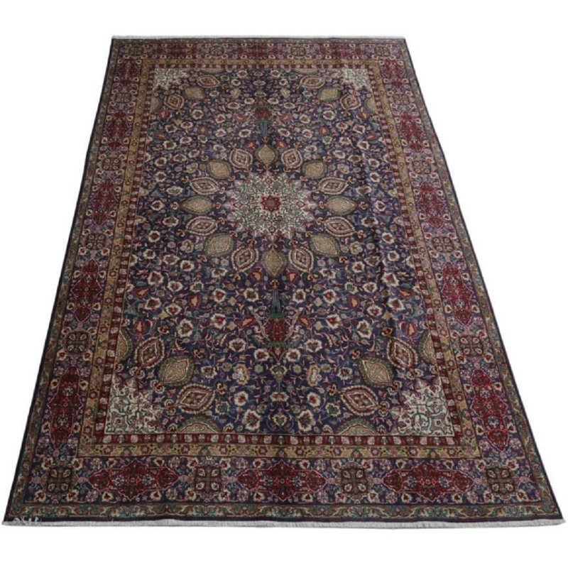 Hand Knotted Wool Oriental Rug