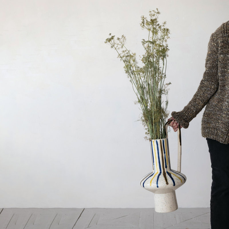 Vase en grès peint à la main avec poignée