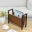 Porte-revues sur pied en similicuir caramel