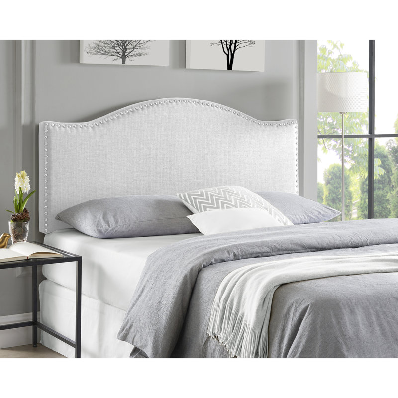 Tête de lit tapissier à garniture cloutée en tissu de lin, pieds en métal, Grand, Blanc