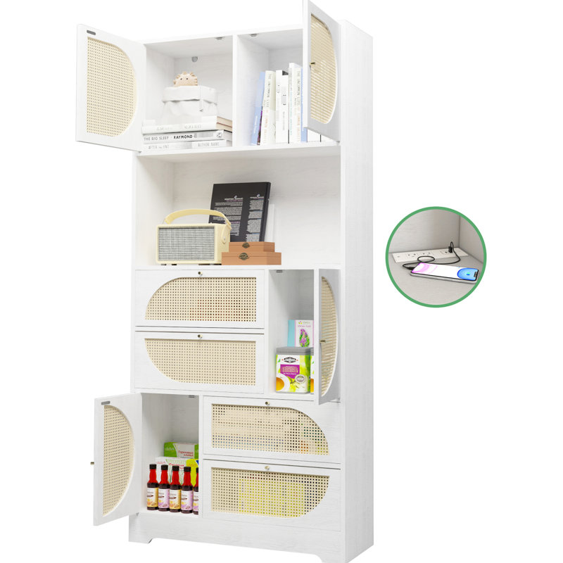 Armoire haute avec rangement pratique et portes de buffet de style moderne