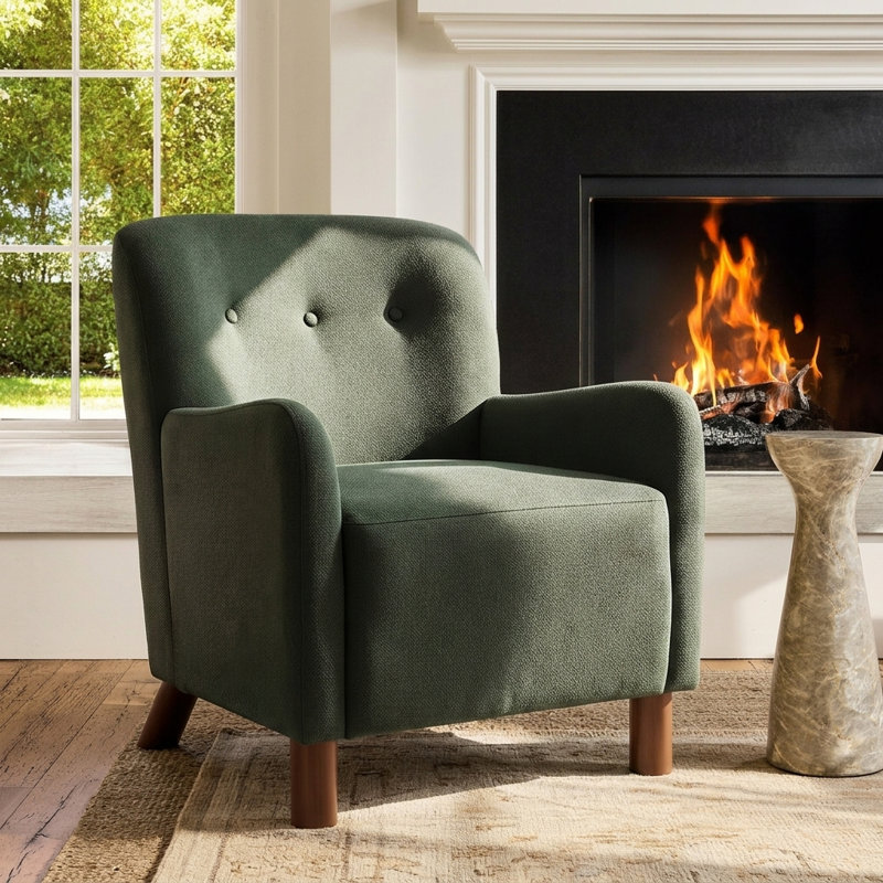 Fauteuil d'appoint Haven en lin capitonné avec accoudoirs, idéal pour le salon et le coin lecture., Vert