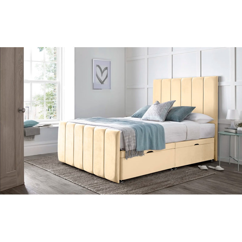 Retweet Upholstered Bed, Cream, Small Double (4')