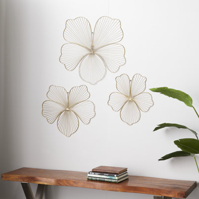 Cosmoliving By Cosmopolitan Set Of 3 Gold Metal Glam Wall Decor, 19", 21", 26"