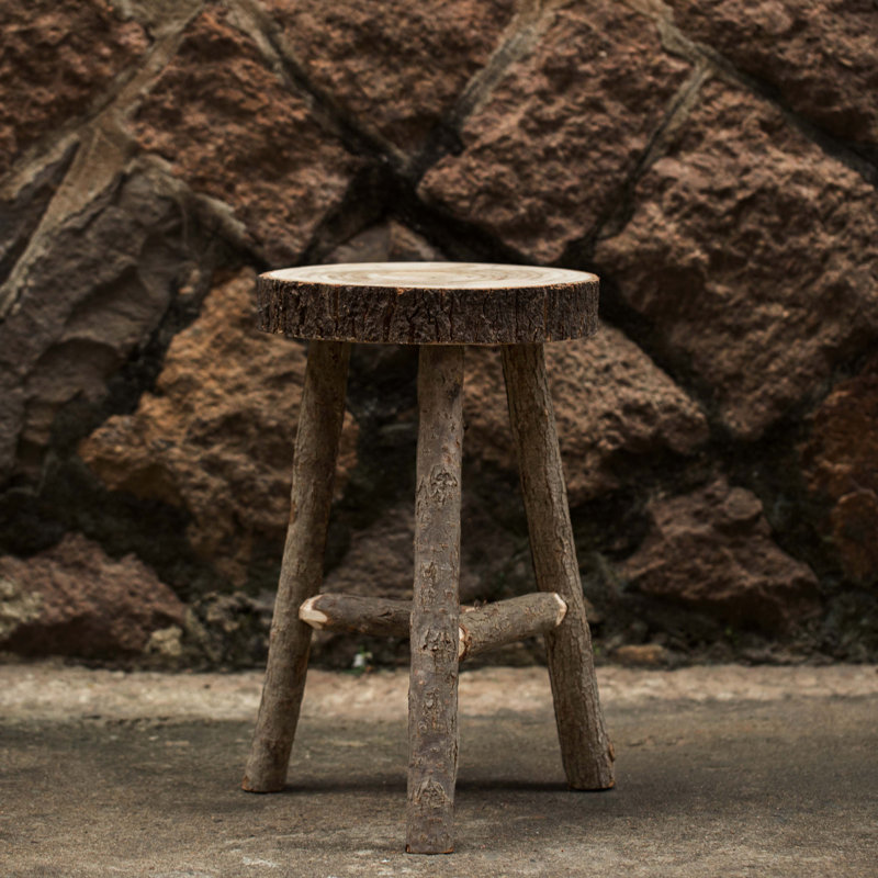 Tabouret d’appoint en bois massif Paynter