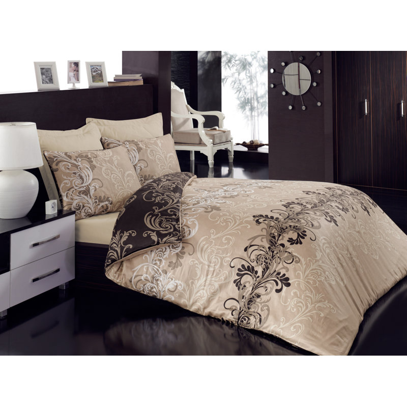 Cotton Satin Paisley Duvet Cover, King Duvet Cover + 2 24" x 24" Pillowcases
