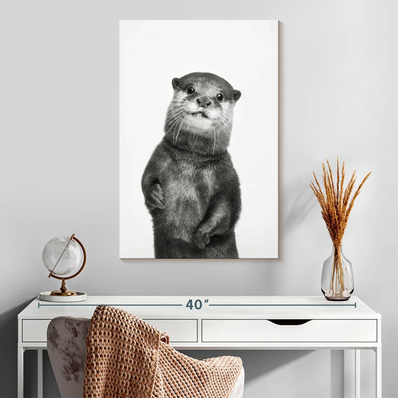 Brampt Monochrome Otter, 30" H x 20" W