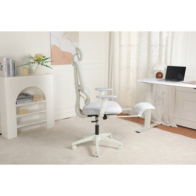 Chaise de bureau ergonomique avec repose-pieds, chaise d'ordinateur à haut dossier avec support lombaire dynamique, appui-tête en 2 dimensions et accoudoirs 4D, coussin éponge et dossier en filet, chaise de bureau à domicile pour adultes, gris-blanc