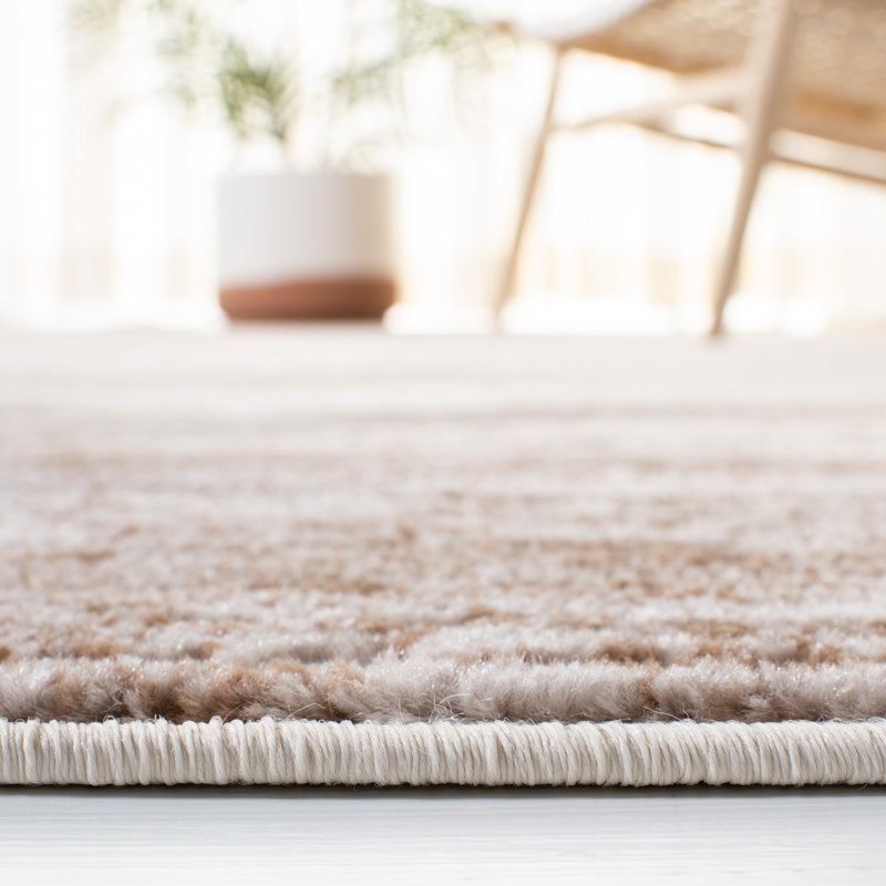 Tapis brun / ivoire, Carré 6 pi 7 po