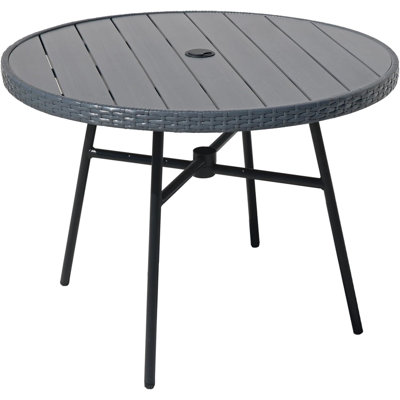 Table de salle à manger de patio toute saison avec trou pour parasol - pour la pelouse, la cour, le jardin et le porche