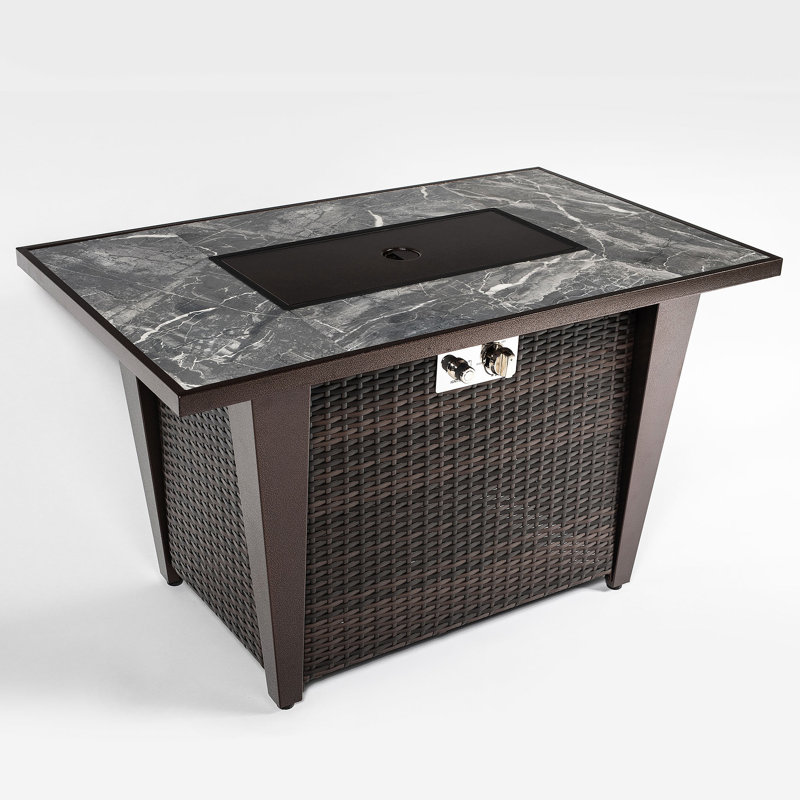 Table de foyer avec plateau en carreaux de céramique, pare-vent en verre et housse de pluie