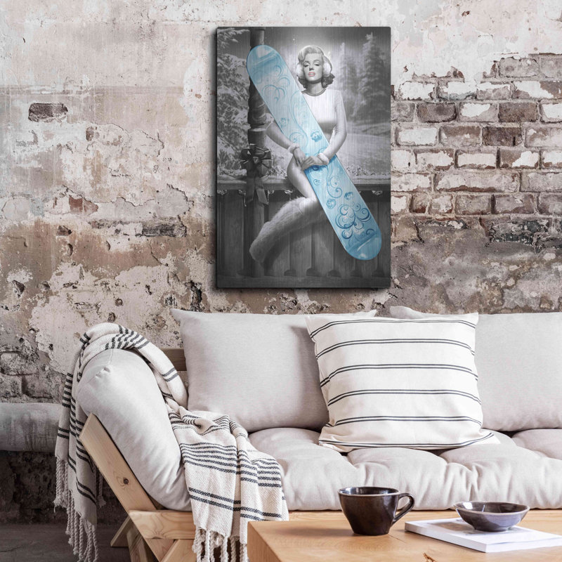 «Marilyn Snowboard» par JJ Brando, H 36 po x l 24 po