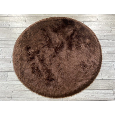 Mar Vista Faux Sheepskin Indoor Rug
