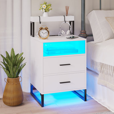 Gwytha 17.7'' W Nightstand