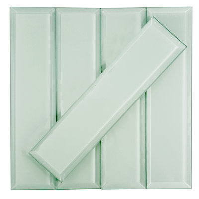Carrelage mural de cuisine et de salle de bain en verre biseauté de qualité diamantée givré 3 po x 12 po Frosted Elegance