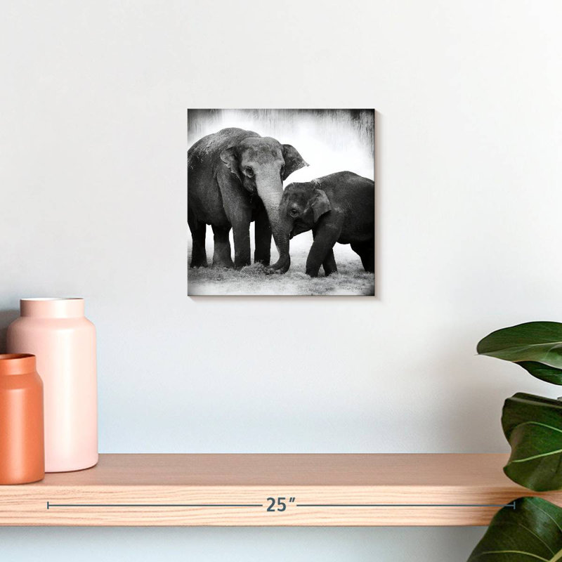 Crowle Elephant BW II, H 10 po x l 10 po