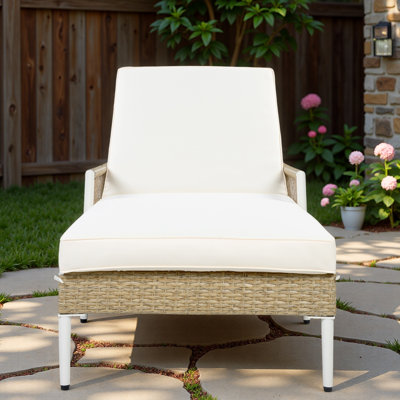 Chaise longue d'extérieur en rotin avec fauteuil inclinable réglable à 6 vitesses, coussin épais, pieds ajustables et housse amovible résistante à l'eau