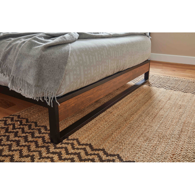 Coronel Metal Bed, Double (4'6)