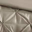 Édredon taupe 7 pièces pour très grand lit - Design avec détails rembourrés l 104 po x L 92 po et plus Lavable à la machine Élégant touffetage à la machine l 72 po x L 84 po + P 15 po Coussin décoratif-121299611-121299615