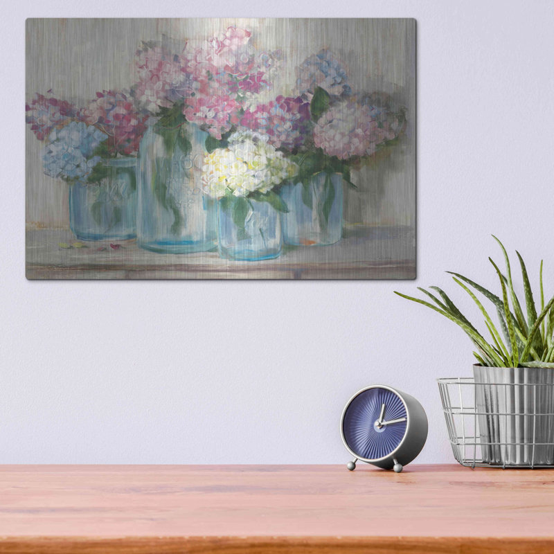 «Hydrangeas In Glass Jar Pastel Crop» par Carol Rowan, art mural en métal, 16 po x 12 po, H 12 po x l 16 po 