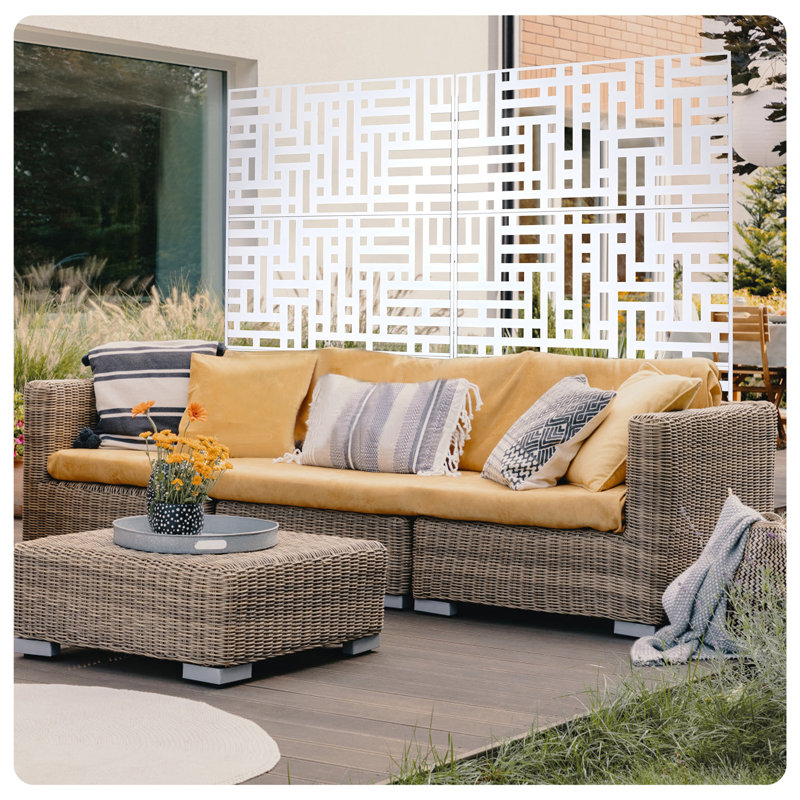 Metal Outdoor Privacy Screen, 76" H x 48" W x 16" D, Blanc