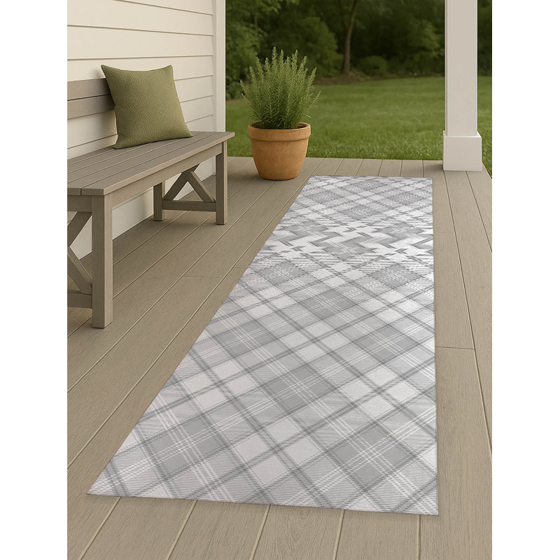 Diamond Plaid Non-Slip Outdoor Rug, Runner 2'6" x 8'