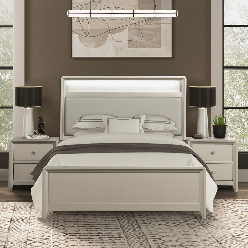 Zachery Bedroom Set, Full / Double, 3 Pcs: Bed, 2 Nightstands