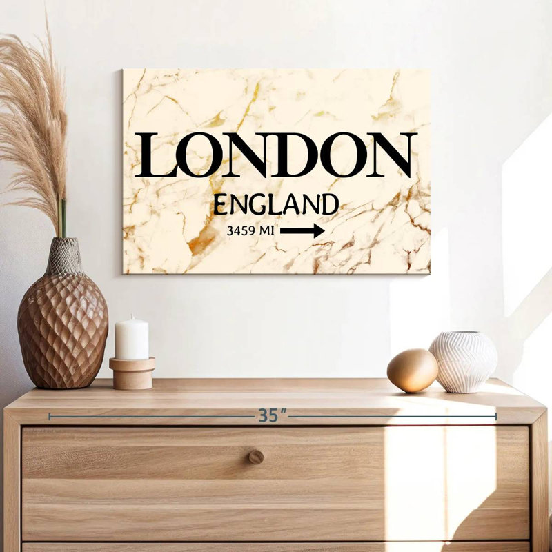 Enseigne Nicci London, H 16 po x l 24 po