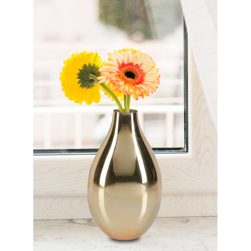 Vase en métal doré Serene Spaces Living 2