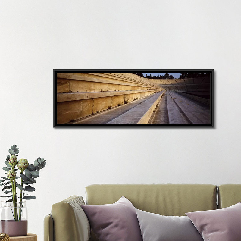 Détail du stade olympique d'Athènes en Grèce par Panoramic Images - reproduction de photo, H 12 po x l 36 po x P 1,5 po