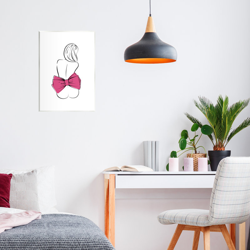 Plaque murale rose à motif de nœuds roses, design par Martina Pavlova, H 15 po x l 10 po