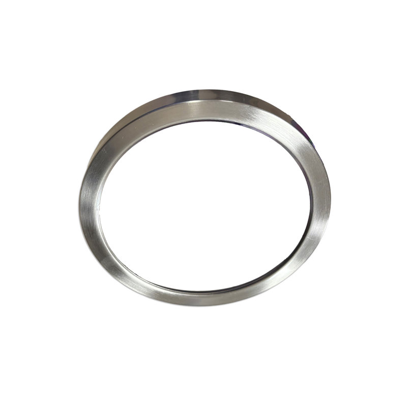 Plafonnier encastré à DEL de 8 po DSEv3, 0.75" H x 7.68" W x 7.68" D, Brushed Nickel