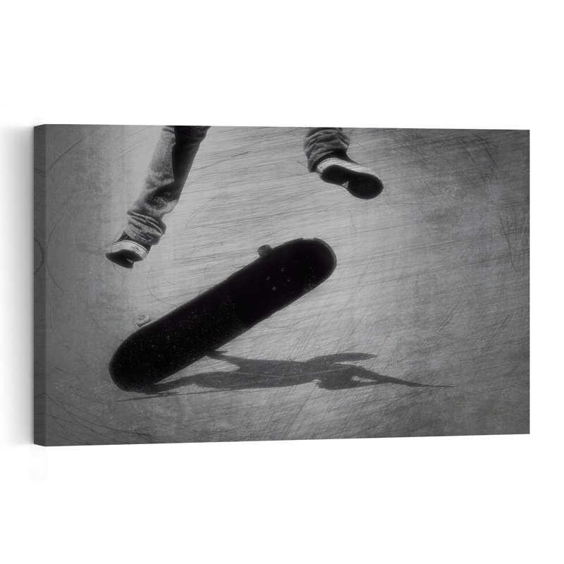 Airborne Skateboard Trick Contemporary Urban Wall Art Print 1 Piece Wrapped Canvas Wall Art, 30.48cm H x 45.72cm W
