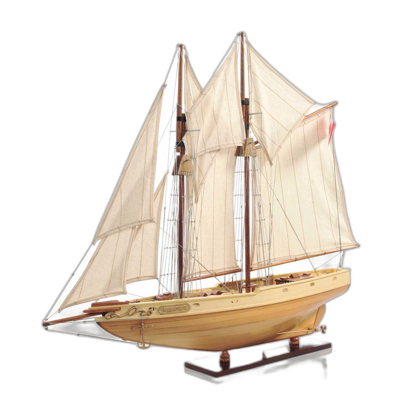 Bluenose Model In Light Brown Finish