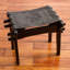 Tabouret d'appoint en bois et cuir