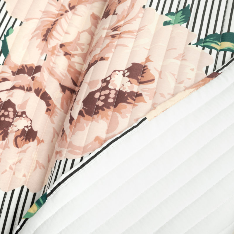 Mira Vintage Floral Oversized Quilt Dusty Rose/Black 3Pc Set Full/Queen, King Quilt + 2 Standard Shams