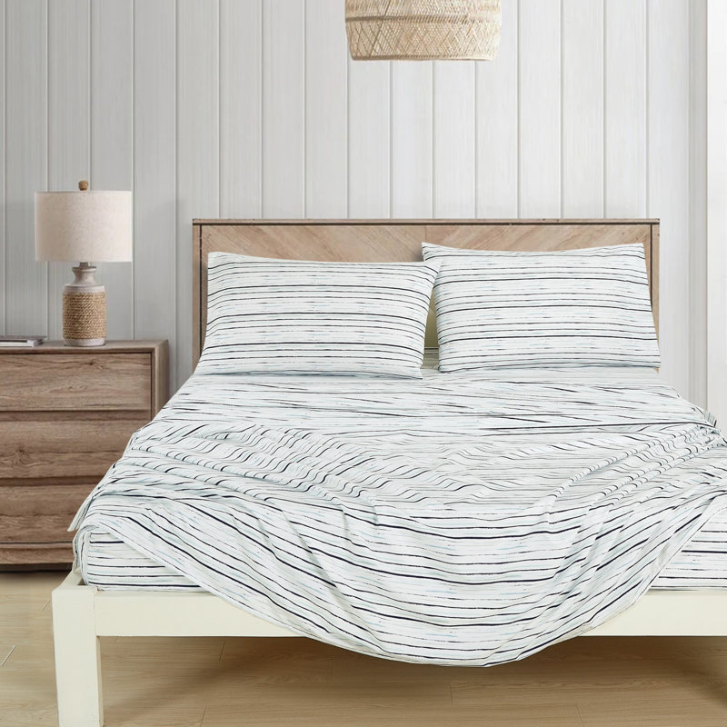 Lodge Geometric Printed Microfiber Sheet Set, Full Sheet Set with 2 Pillowcases