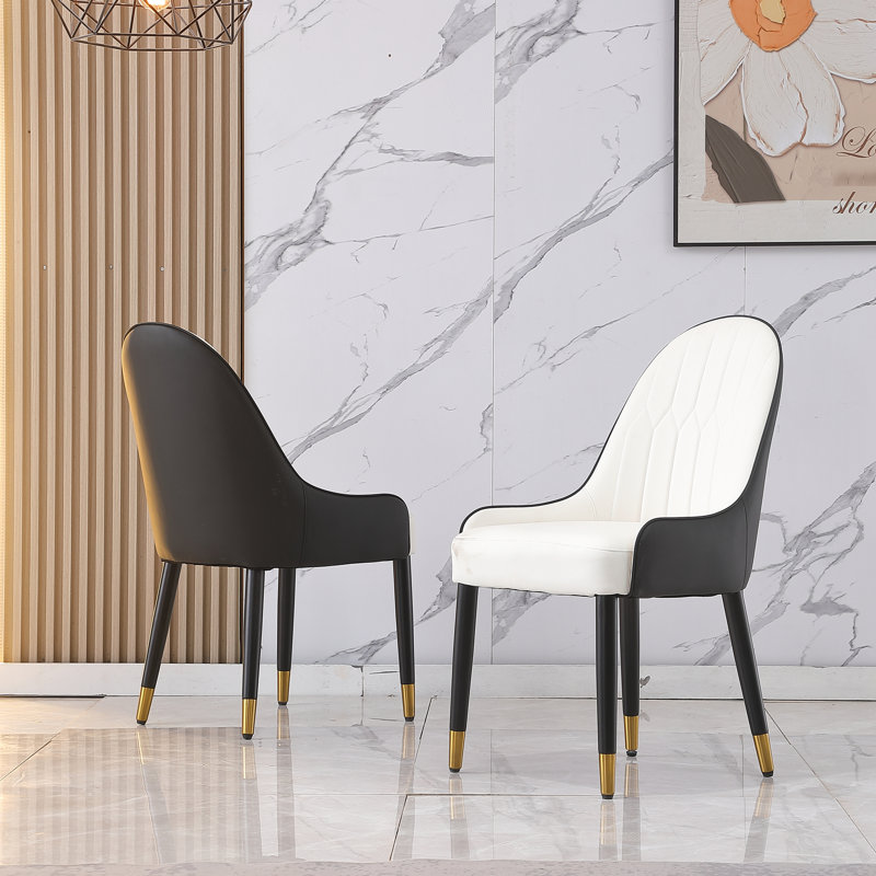 2 chaises en similicuir avec des pieds en métal, noir, de style moderne pour tous les espaces, 2